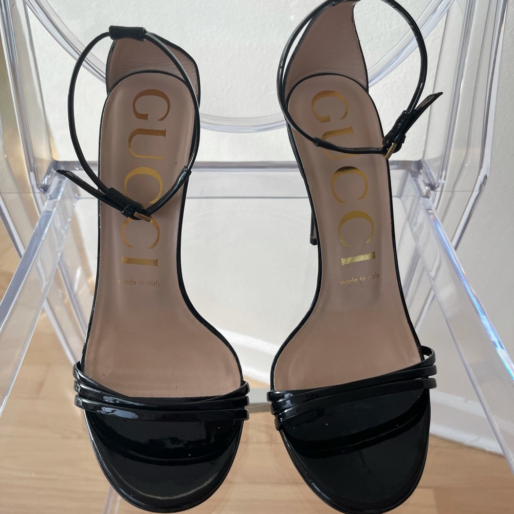 Never worn GUCCI black latex heels size 37.5